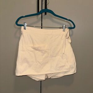 NWT Sabo Cream Wrap Skort size US 6
